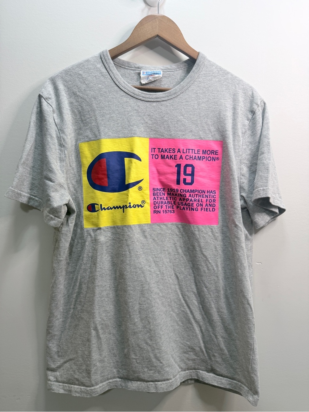 Champion Grey Graphic Tee with Yellow & Pink Panel Size Large